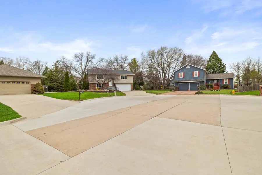 4724 78th Place, Urbandale, IA 50322 - #2