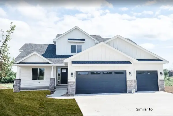 8421 Longmeadow Lane, West Des Moines, IA 50266