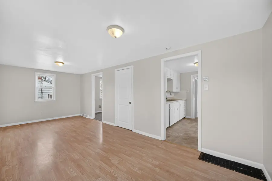 4754 NE 27th Court, Des Moines, IA 50317 - #3