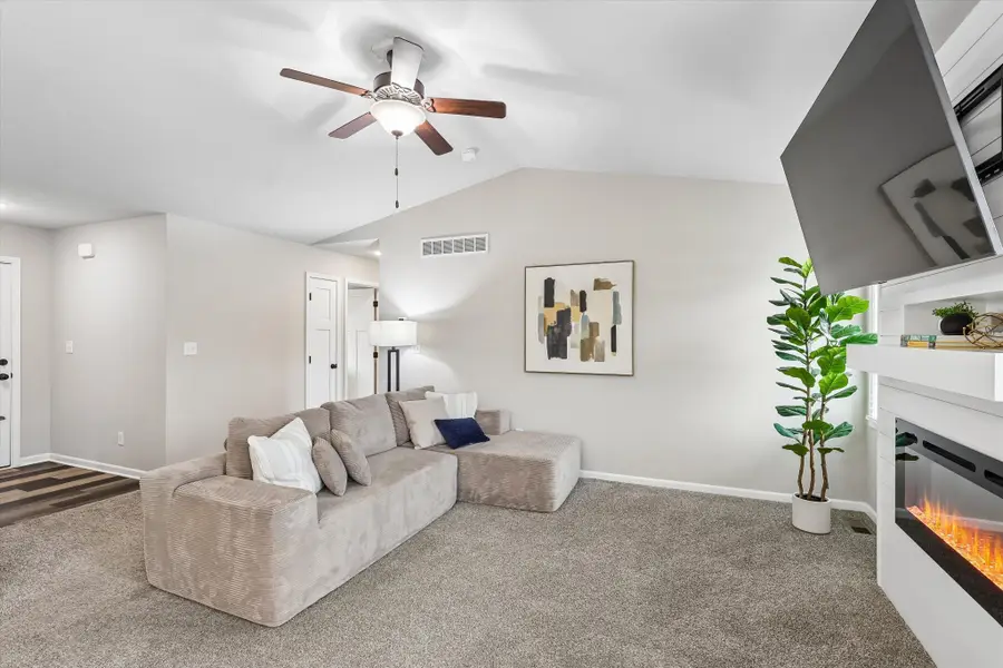 811 17th Street Se, Altoona, IA 50009 - #3