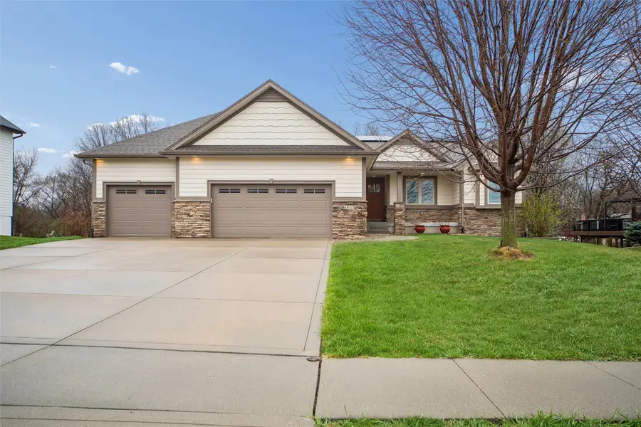 6927 NW 84th Avenue, Johnston, IA 50131 - #3