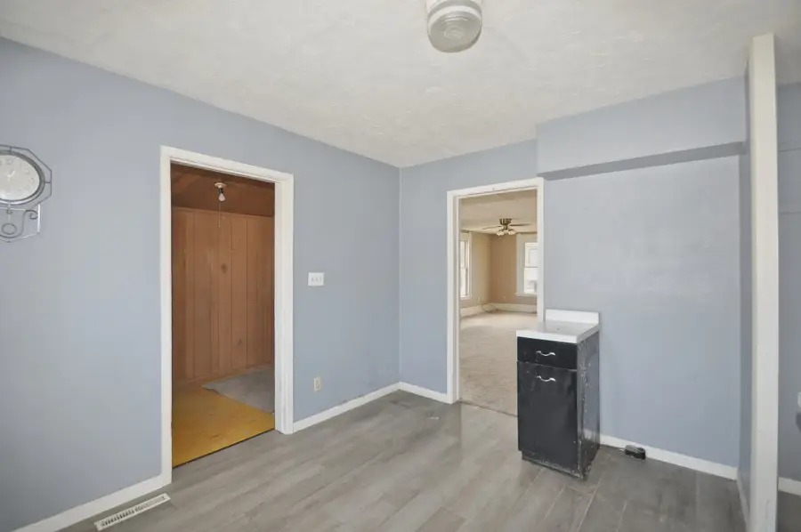 1628 Otley Avenue, Perry, IA 50220 - #3