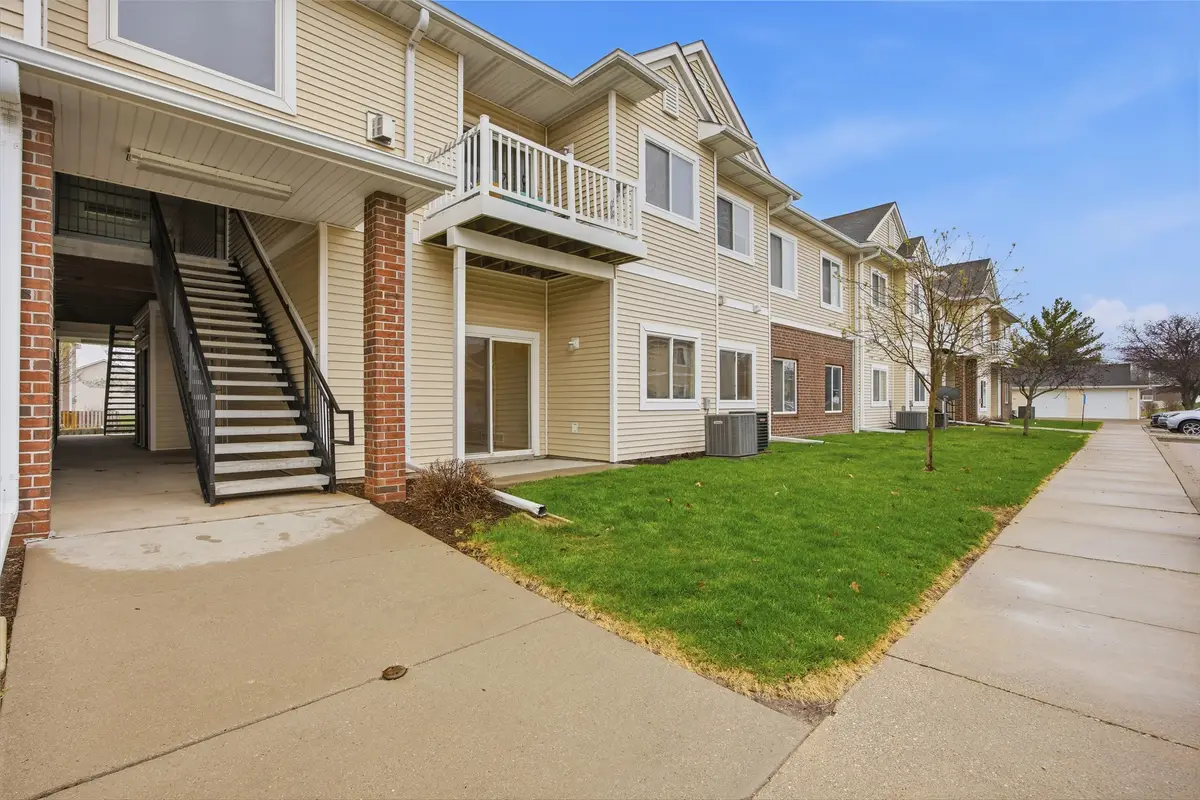 1740 SE L.a. Grant Parkway #23, Waukee, IA 50263 - #1