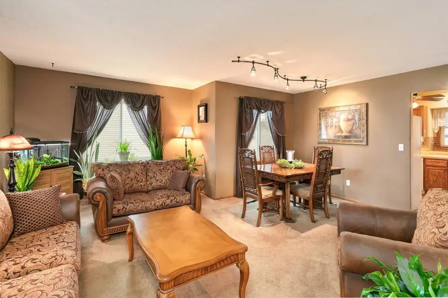 4118 SE 23rd Court, Des Moines, IA 50320 - #2