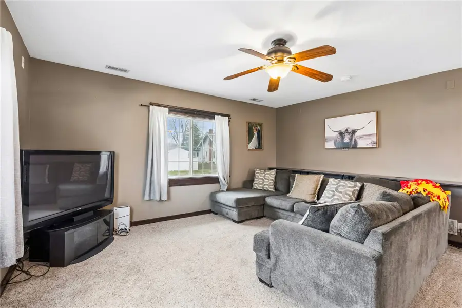 465 N Jackson Street, Truro, IA 50257 - #2