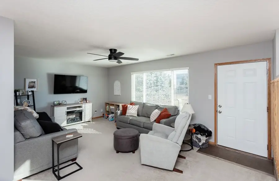 4003 122nd Street, Urbandale, IA 50323 - #3