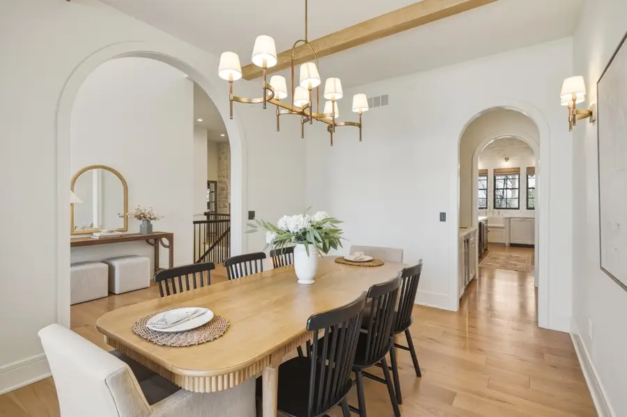 3618 Oakmont Court, West Des Moines, IA 50265 - #3