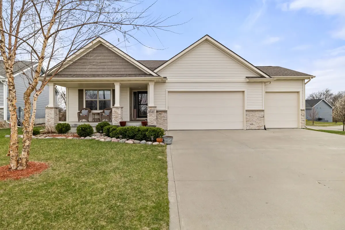 3527 E Philip Street, Des Moines, IA 50320 - #1