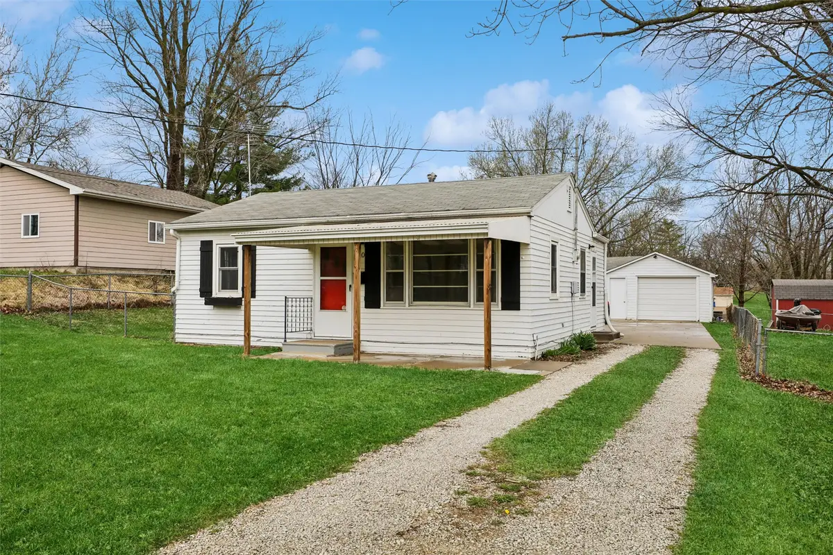 510 W 5th Avenue, Indianola, IA 50125 - #1