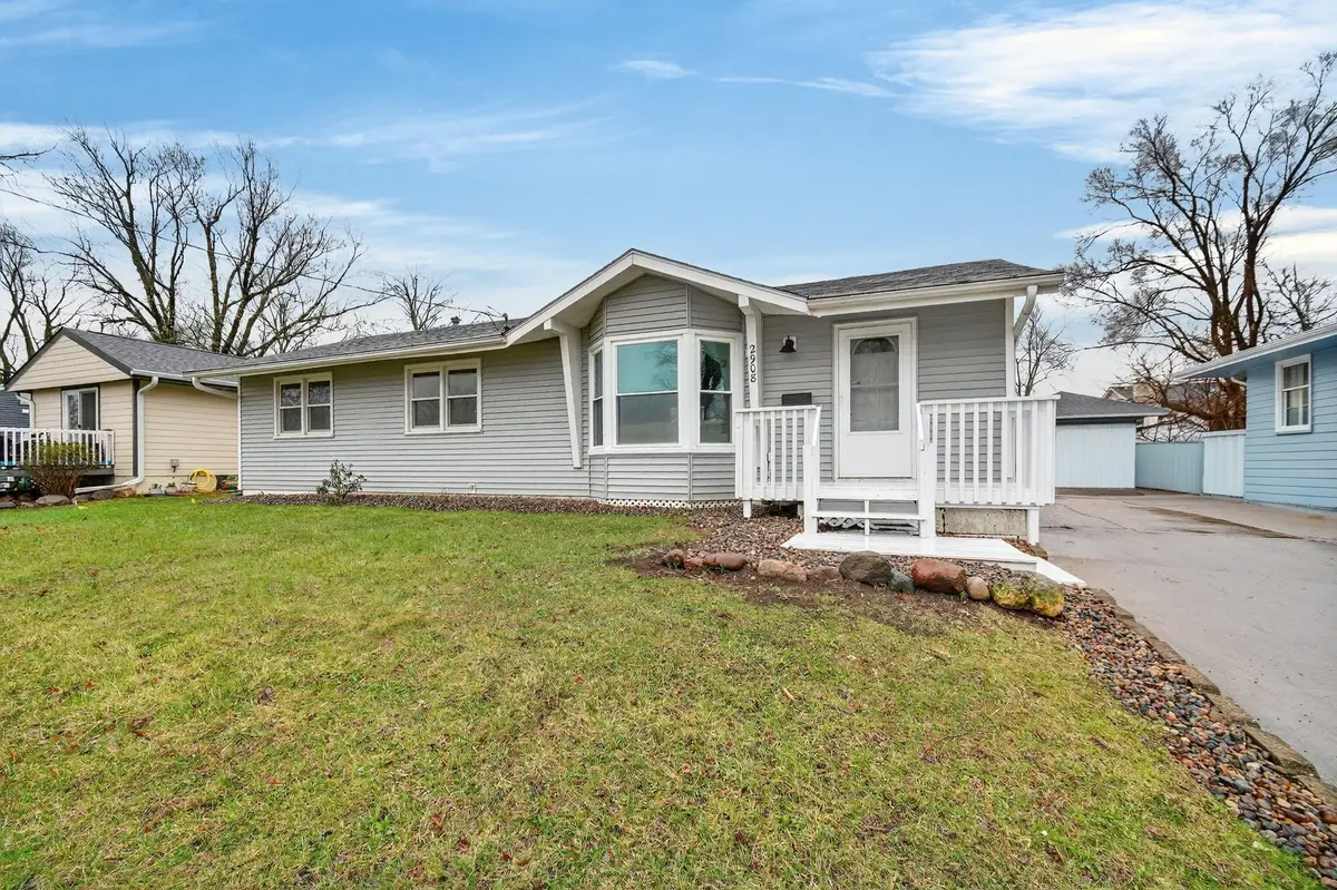 2908 Giles Street, West Des Moines, IA 50265 - #1
