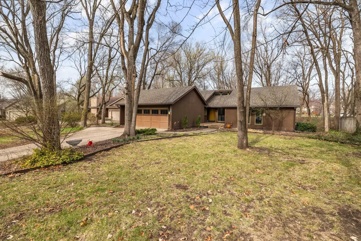 956 55th Street, West Des Moines, IA 50266 - #1