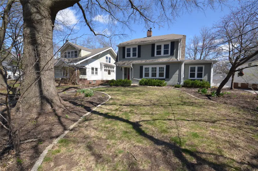 113 51st Street, Des Moines, IA 50312 - #2