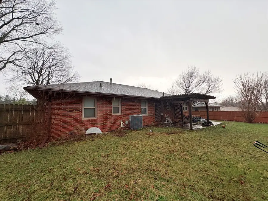 1121 Porter Avenue, Des Moines, IA 50315 - #2