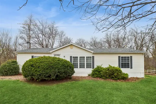 6975 205th Trail, Albia, IA 52531