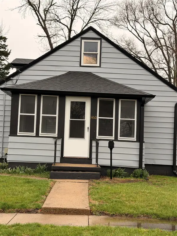 1460 E 22nd Street, Des Moines, IA 50317