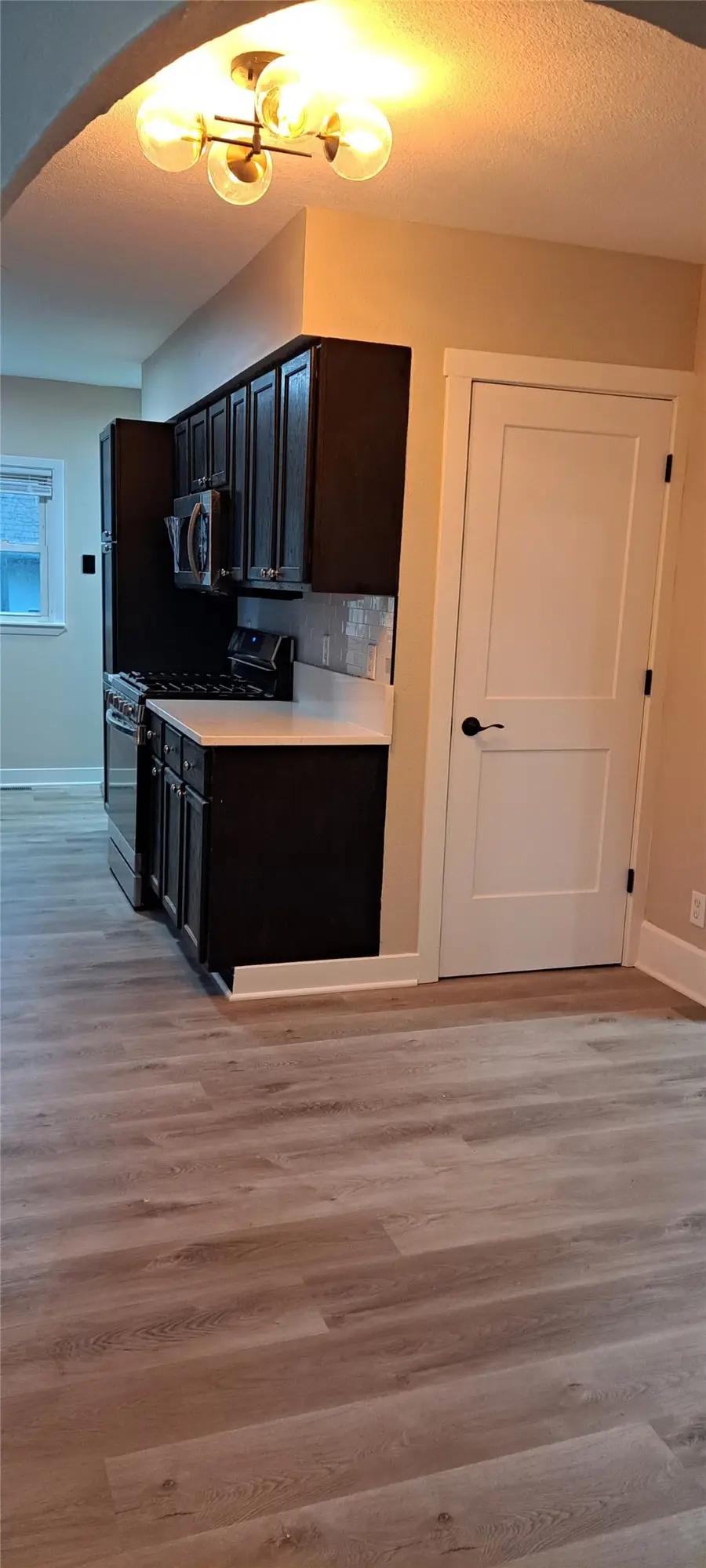 1460 E 22nd Street, Des Moines, IA 50317 - #3