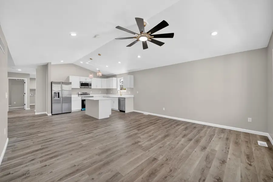 1245 E 16th Street, Des Moines, IA 50316 - #3