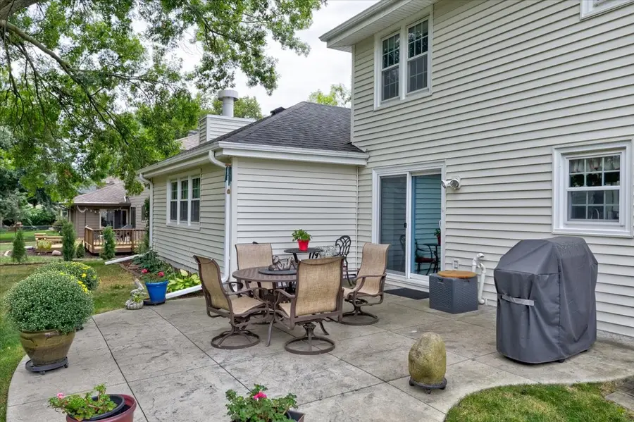 729 39th Street, West Des Moines, IA 50265 - #2