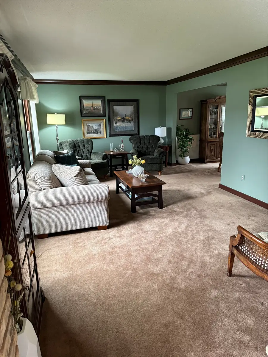 729 39th Street, West Des Moines, IA 50265 - #3