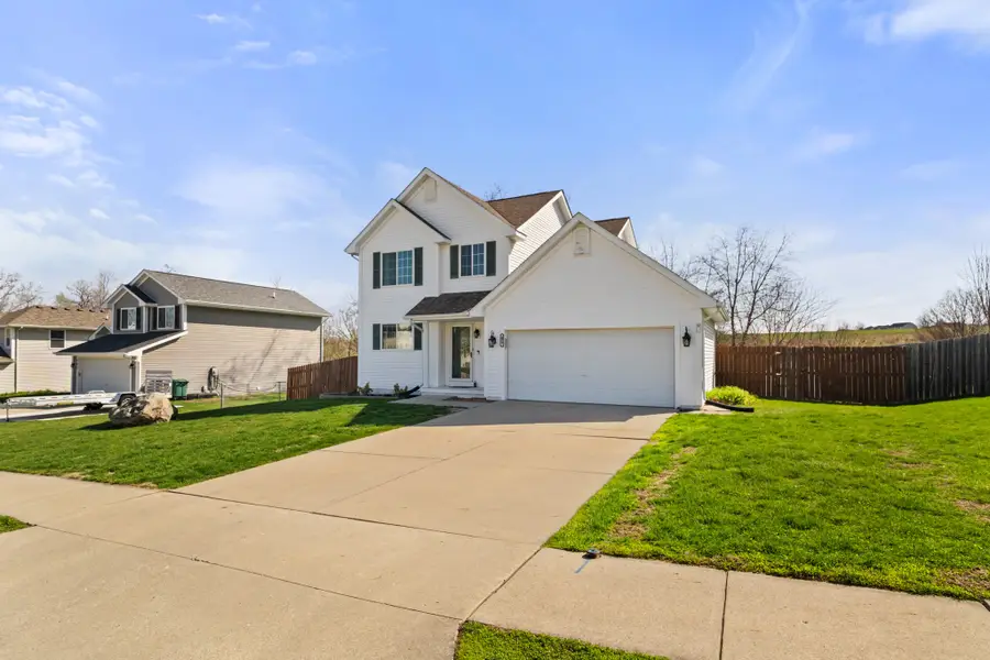 475 Fawn Circle, Pleasant Hill, IA 50327 - #2