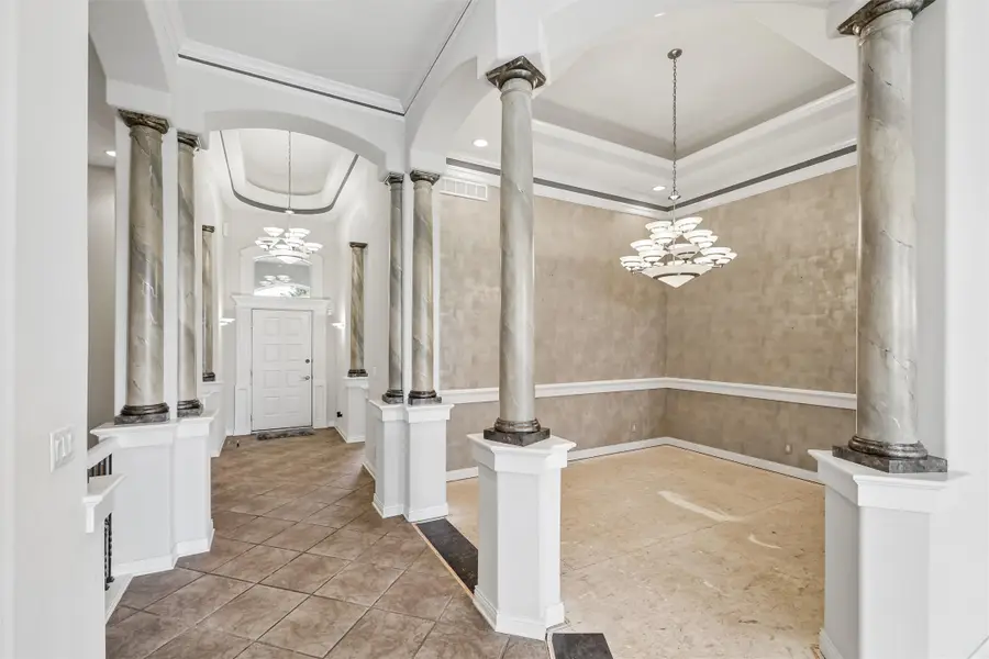 882 Burr Oaks Drive, West Des Moines, IA 50266 - #2