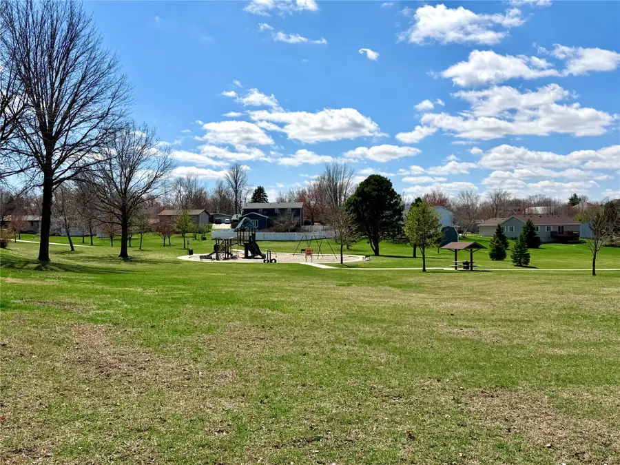 2007 Spring Street, Grinnell, IA 50112 - #3