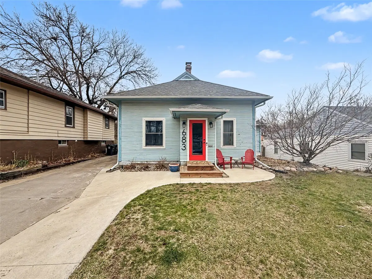 683 27th Street, Des Moines, IA 50312 - #1