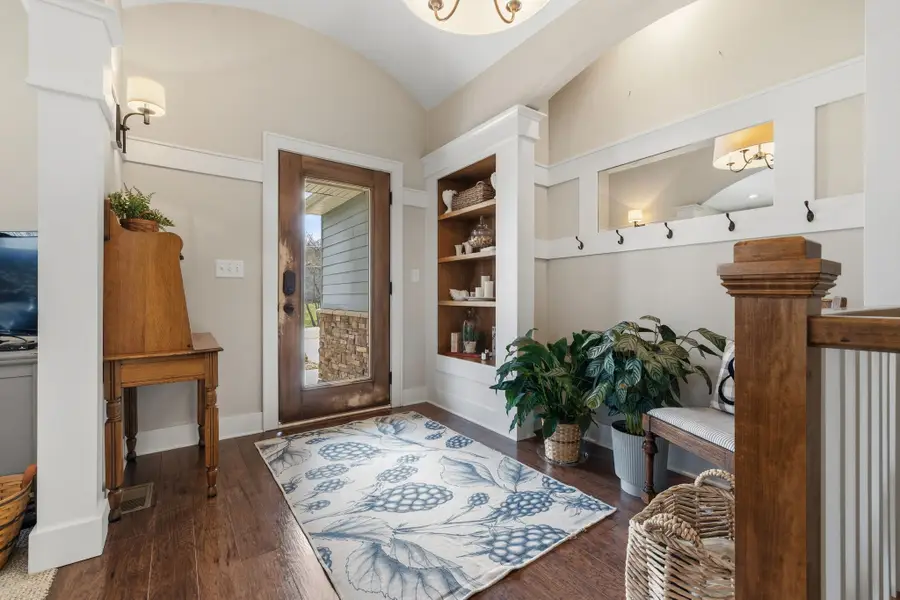 1435 S View Drive, Knoxville, IA 50138 - #3