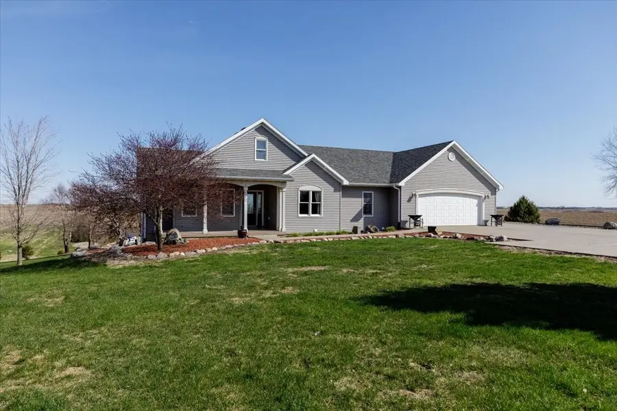 11422 S 44th Avenue E, Kellogg, IA 50135 - #2