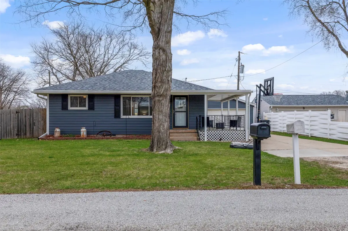 435 S School Street, Waukee, IA 50263 - #1