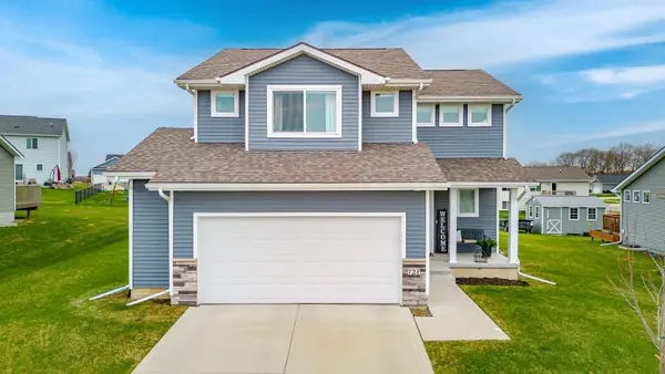 721 Hickory Drive, Norwalk, IA 50211