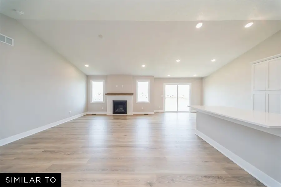 5520 NE Briarwood Drive, Ankeny, IA 50021 - #3