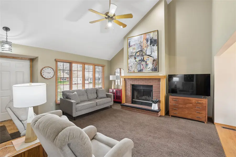 2110 47th Street, Des Moines, IA 50310 - #2