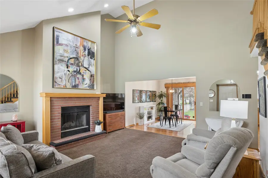 2110 47th Street, Des Moines, IA 50310 - #3