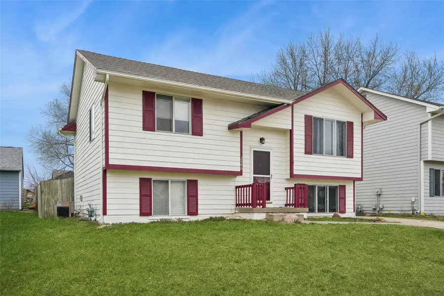 2446 SE 18th Court, Des Moines, IA 50320 - #2