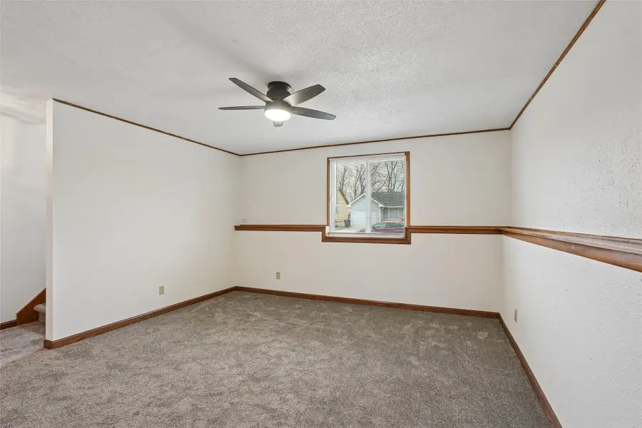 2446 SE 18th Court, Des Moines, IA 50320 - #3