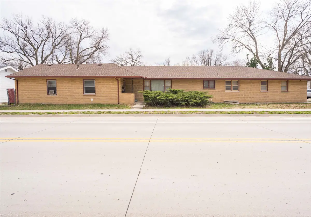 1829 47th Street, Des Moines, IA 50310 - #1