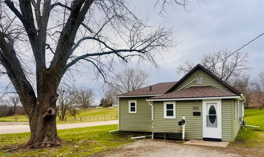 333 S 12th Street, Chariton, IA 50049 - #3