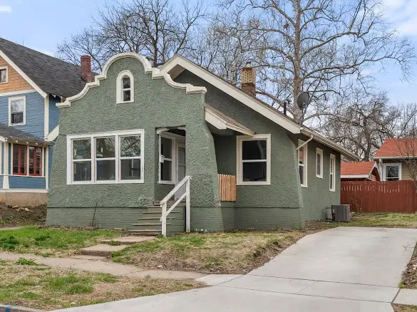 2010 7th Street, Des Moines, IA 50314