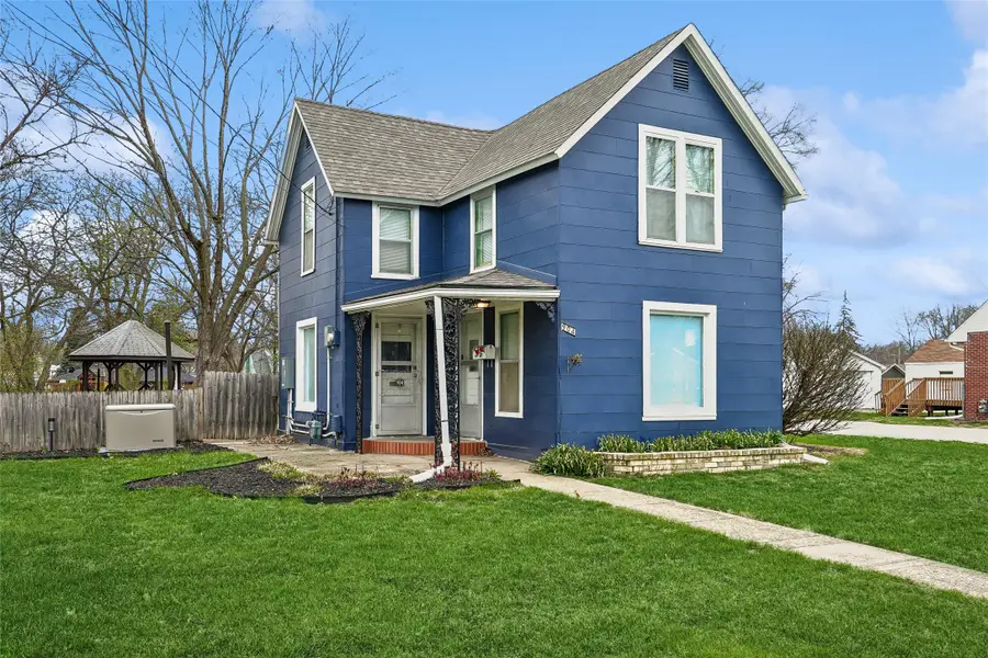 904 13th Street, West Des Moines, IA 50265 - #2