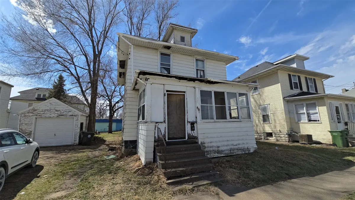 628 Allen Street, Waterloo, IA 50702 - #1