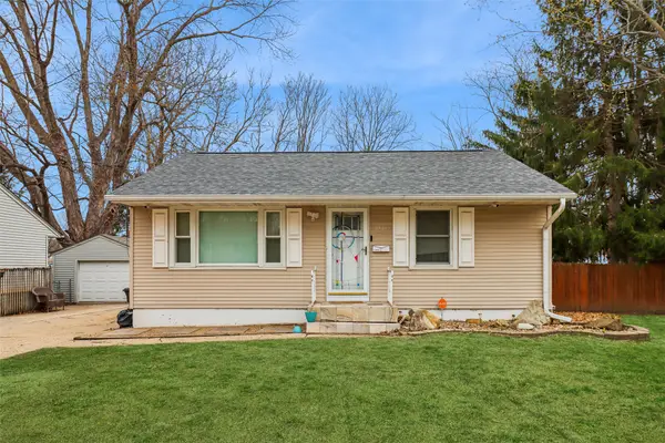 3901 Bowdoin Street, Des Moines, IA 50313