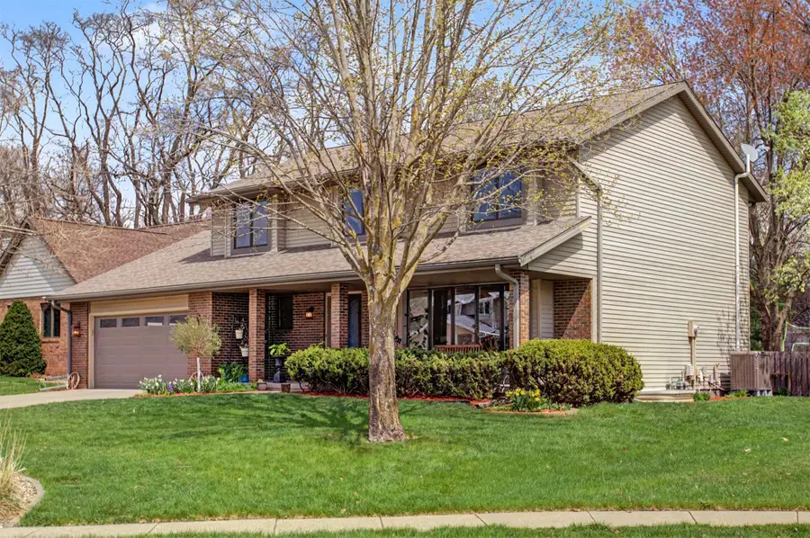 914 Idaho Avenue, Ames, IA 50014 - #2