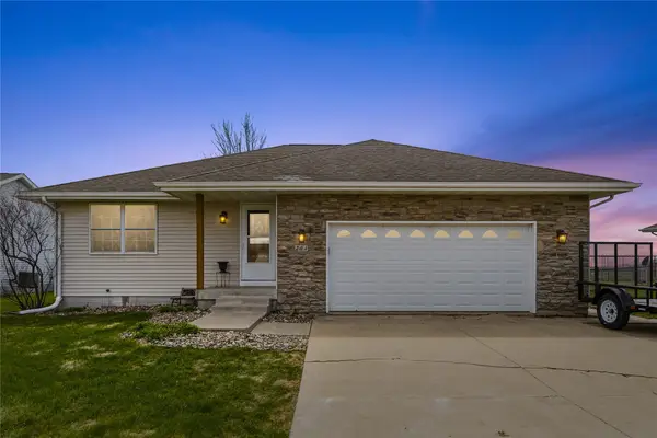 204 W Ashtyn Lane, Prairie City, IA 50228