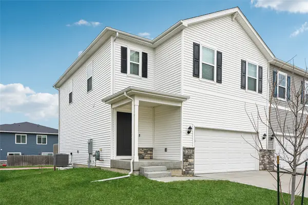 265 NW Charlestown Lane, Waukee, IA 50263