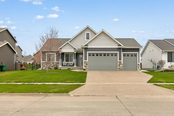 802 NW Seasons Drive, Ankeny, IA 50023