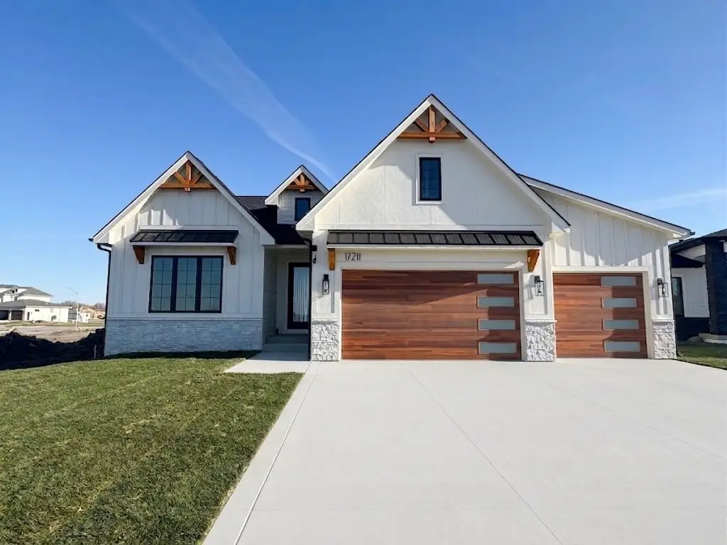 17211 Brookview Drive, Urbandale, IA 50323 - #1