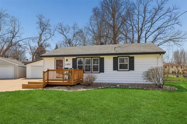 1301 SW Franklin Court, Ankeny, IA 50023