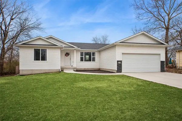 340 NW 2nd Street, Earlham, IA 50072