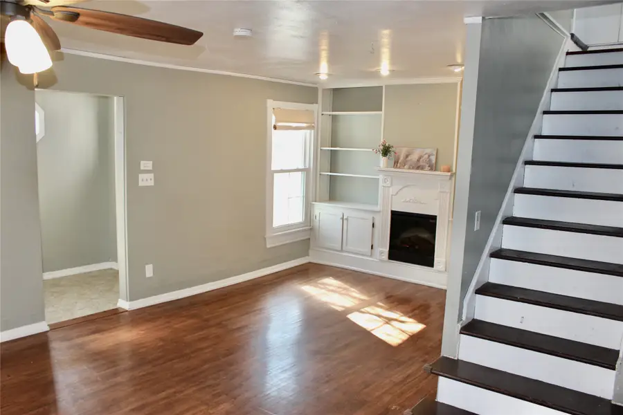 718 7th Street, Nevada, IA 50201 - #3